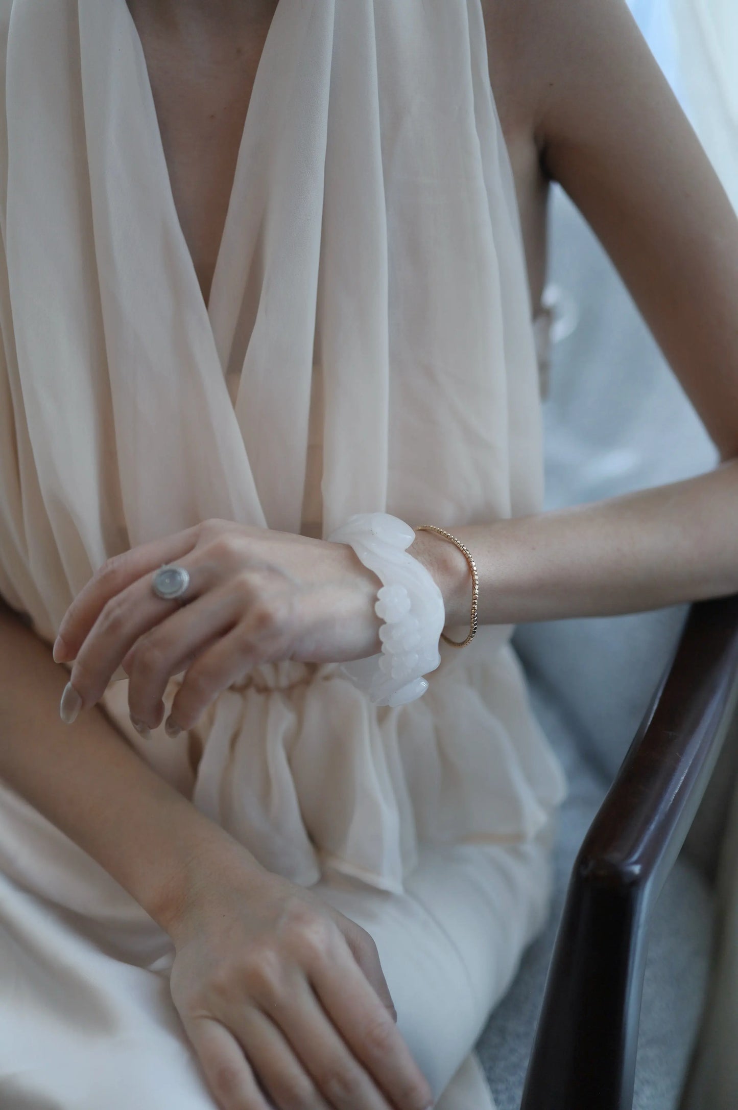 White Jade Bangle – Plum Blossom Carving in White Jade Stone Miruzi
