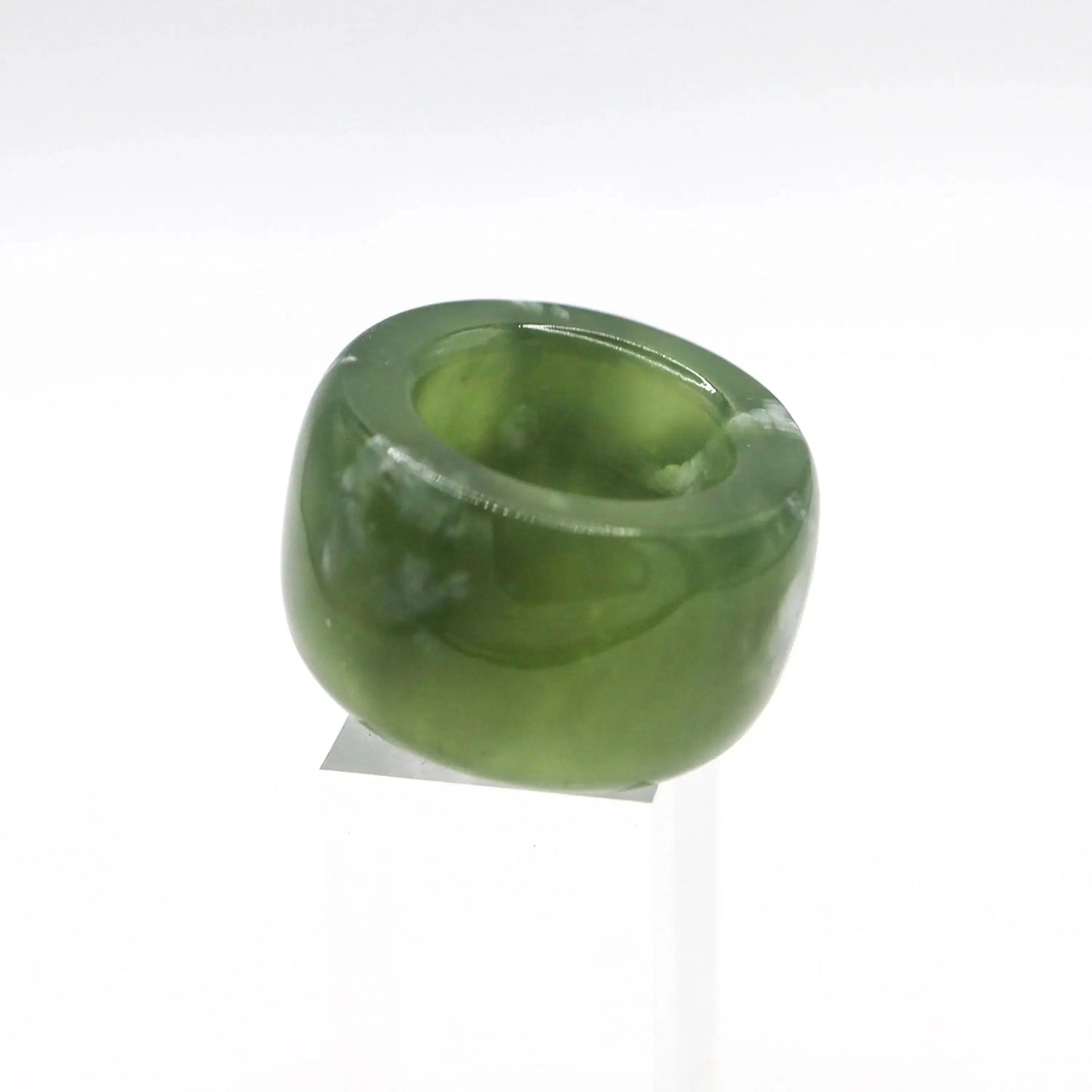 Green Minimalist Jade Ring – Glossed Serpentine Band in Earth Moss Miruzi