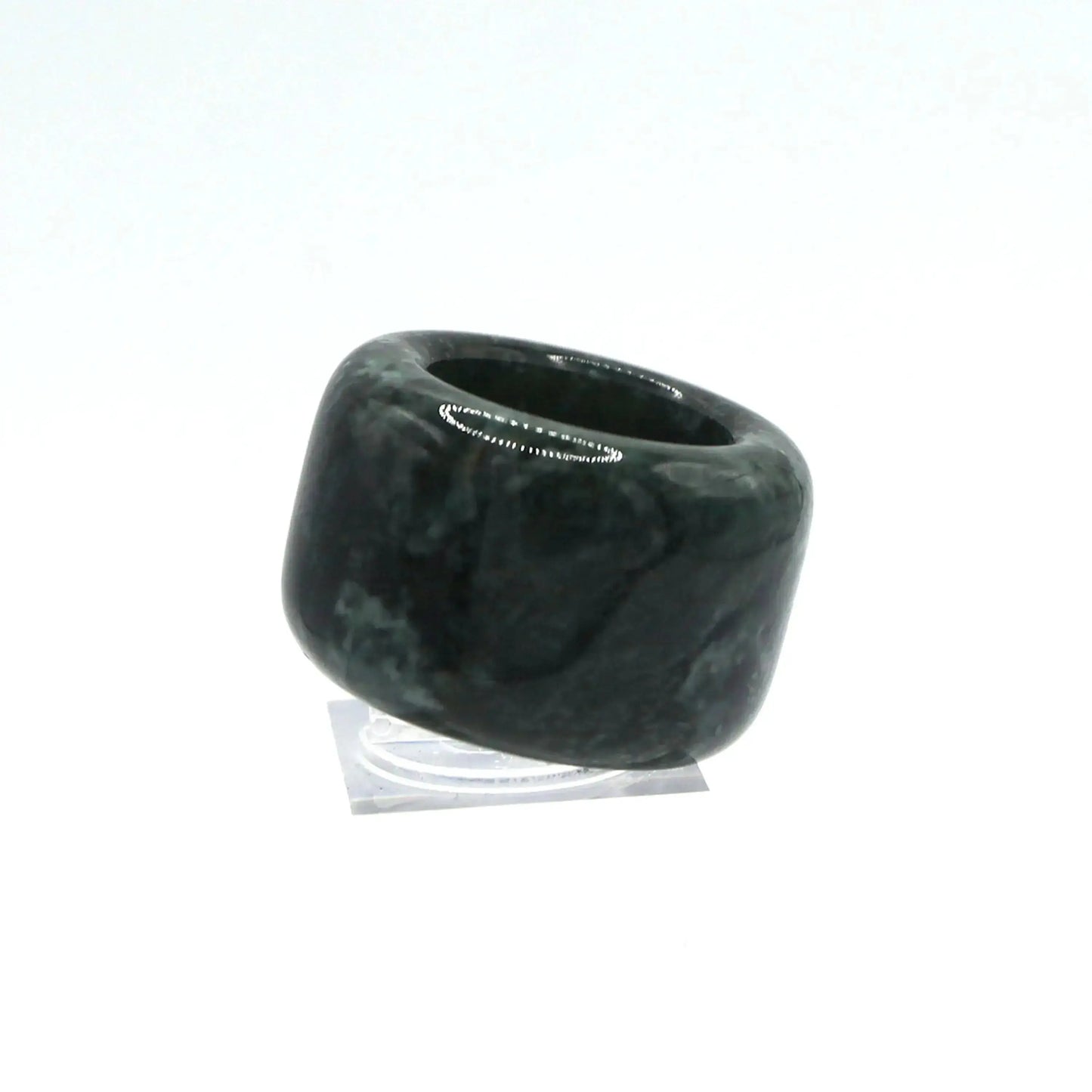 Green Minimalist Jade Ring – Glossed Serpentine Band in Earth Moss Miruzi