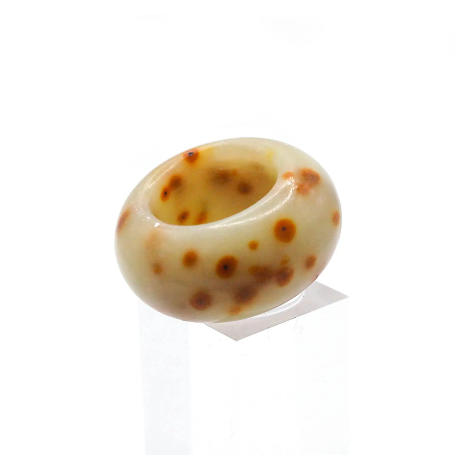 Rounded Solid Jade Ring – Ember Dot in Beige Serpentine Miruzi