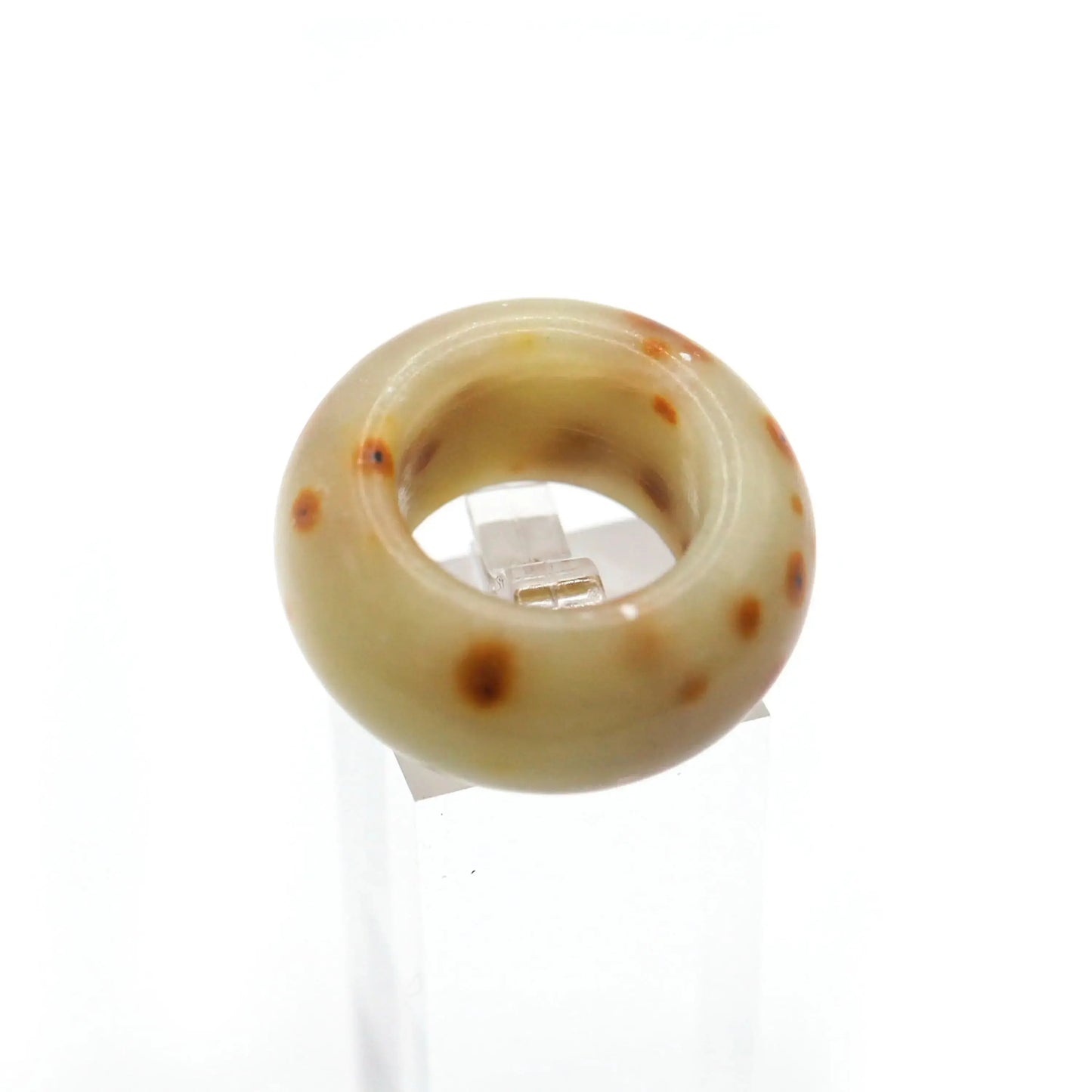Rounded Solid Jade Ring – Ember Dot in Beige Serpentine Miruzi
