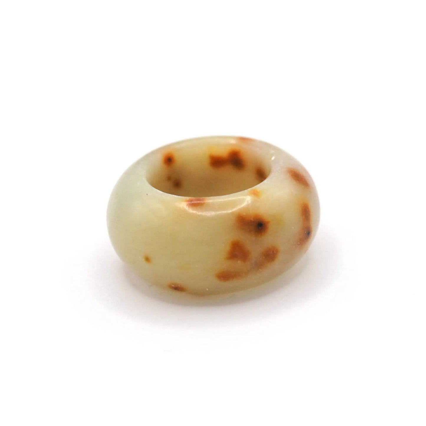 Rounded Solid Jade Ring – Ember Dot in Beige Serpentine Miruzi