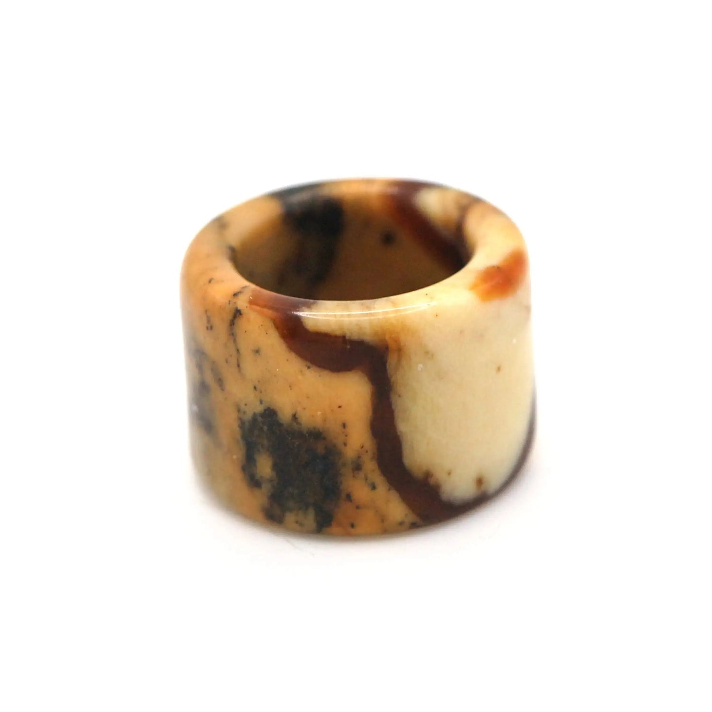 Red Vein Minimalist Jade Ring – Natural Jade Band with Icy Crimson Inclusions Miruzi
