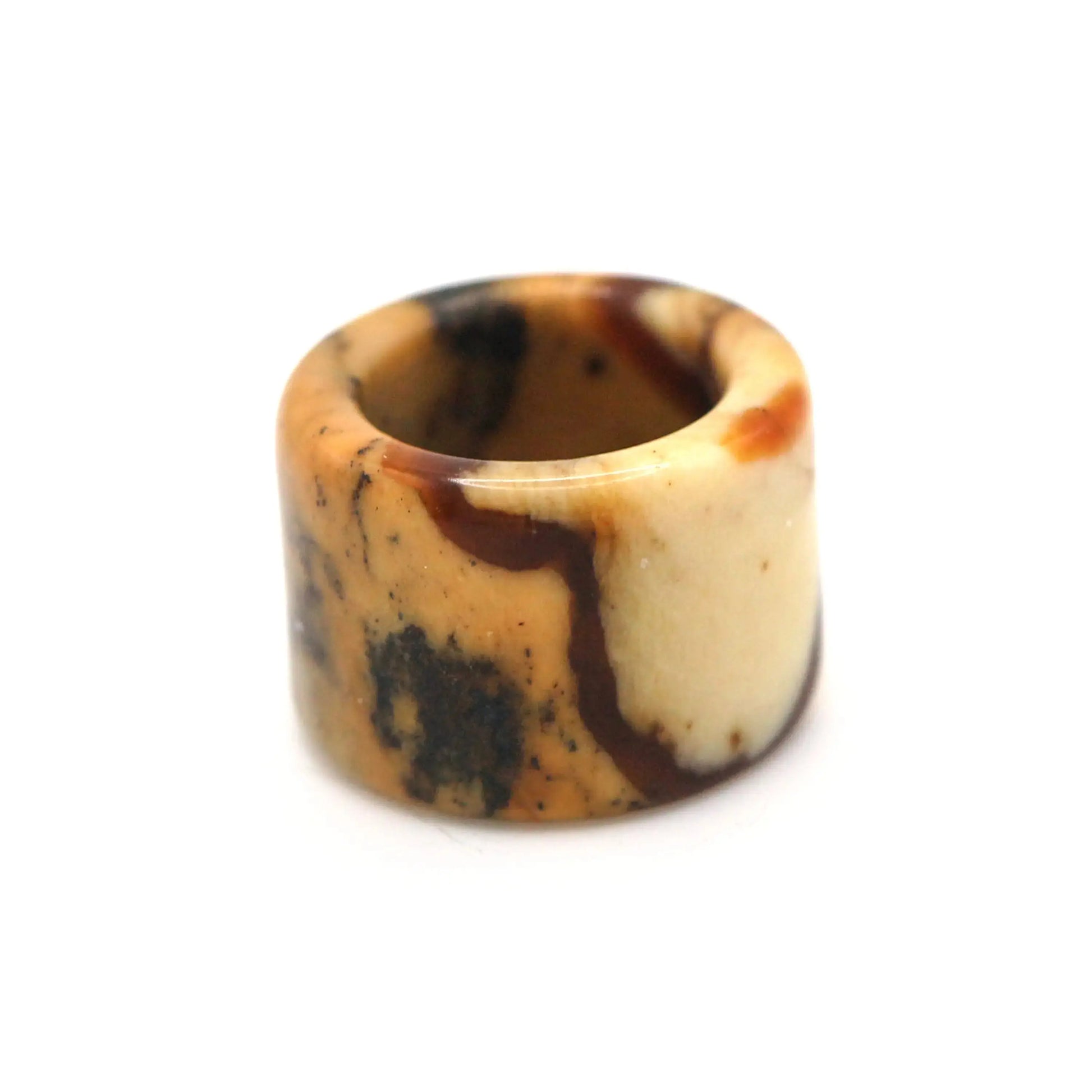 Red Vein Minimalist Jade Ring – Natural Jade Band with Icy Crimson Inclusions Miruzi