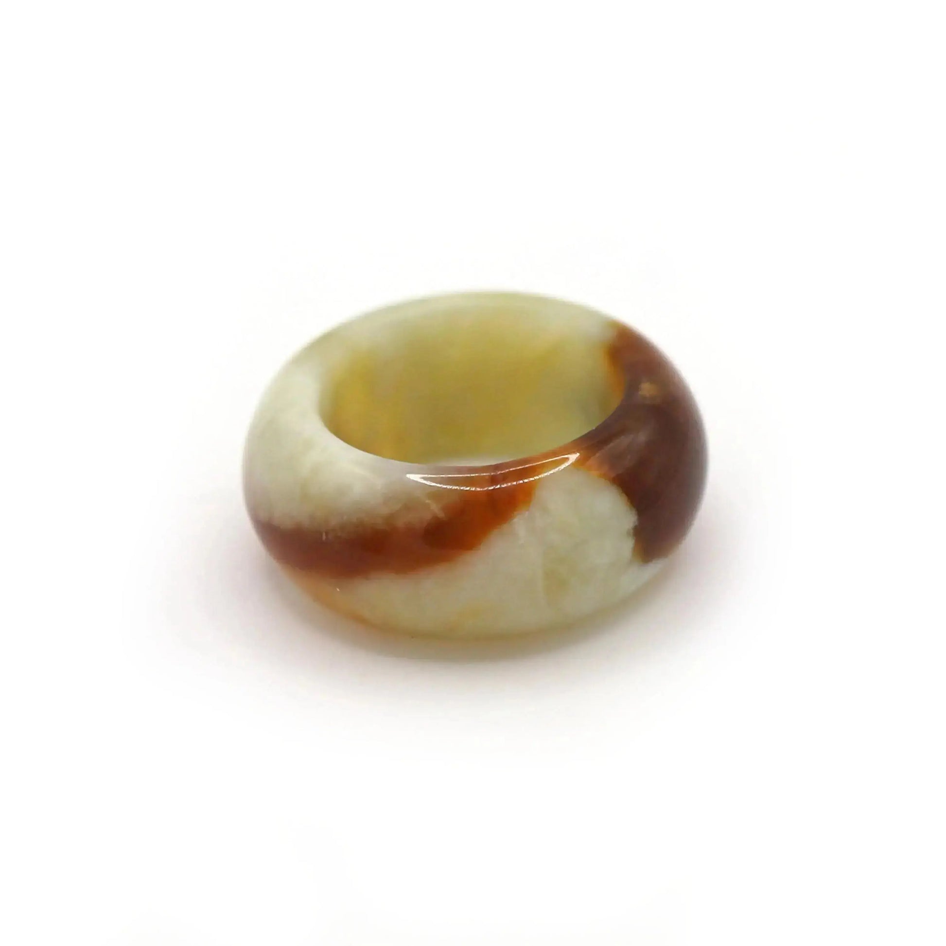 Red Vein Minimalist Jade Ring – Natural Jade Band with Icy Crimson Inclusions Miruzi