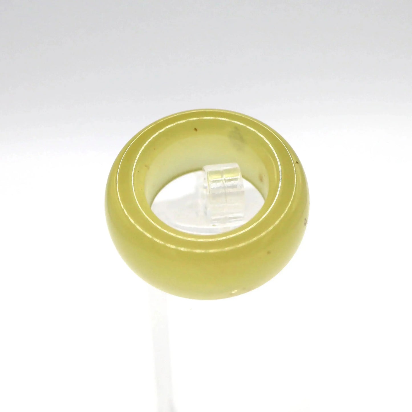 Minimalist Yellow Jade Ring – Polished Serpentine Band in Translucent Sunlight Tone Miruzi