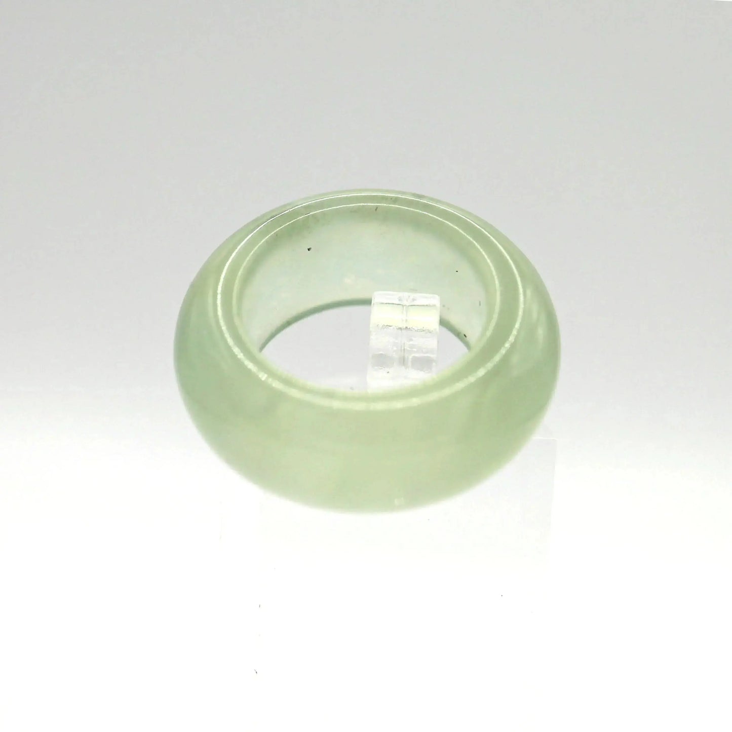 Minimalist Yellow Jade Ring – Polished Serpentine Band in Translucent Sunlight Tone Miruzi