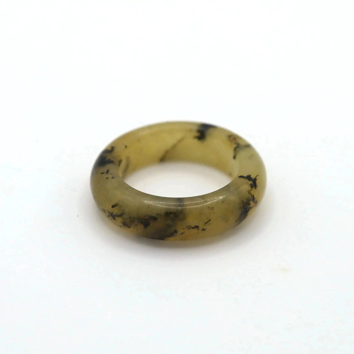 Floral Minimalist Jade Ring – Translucent Serpentine with Natural Grass-Like Pattern Miruzi