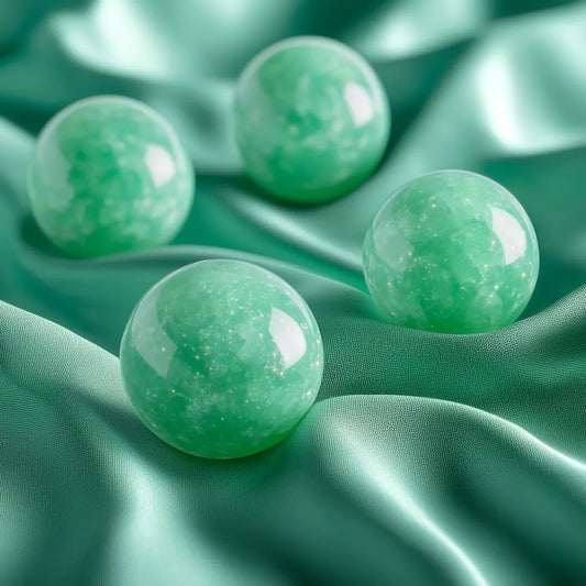 Green Aventurine Bracelet Bead – Gemstone of Growth and Renewal | Miruzi Miruzi