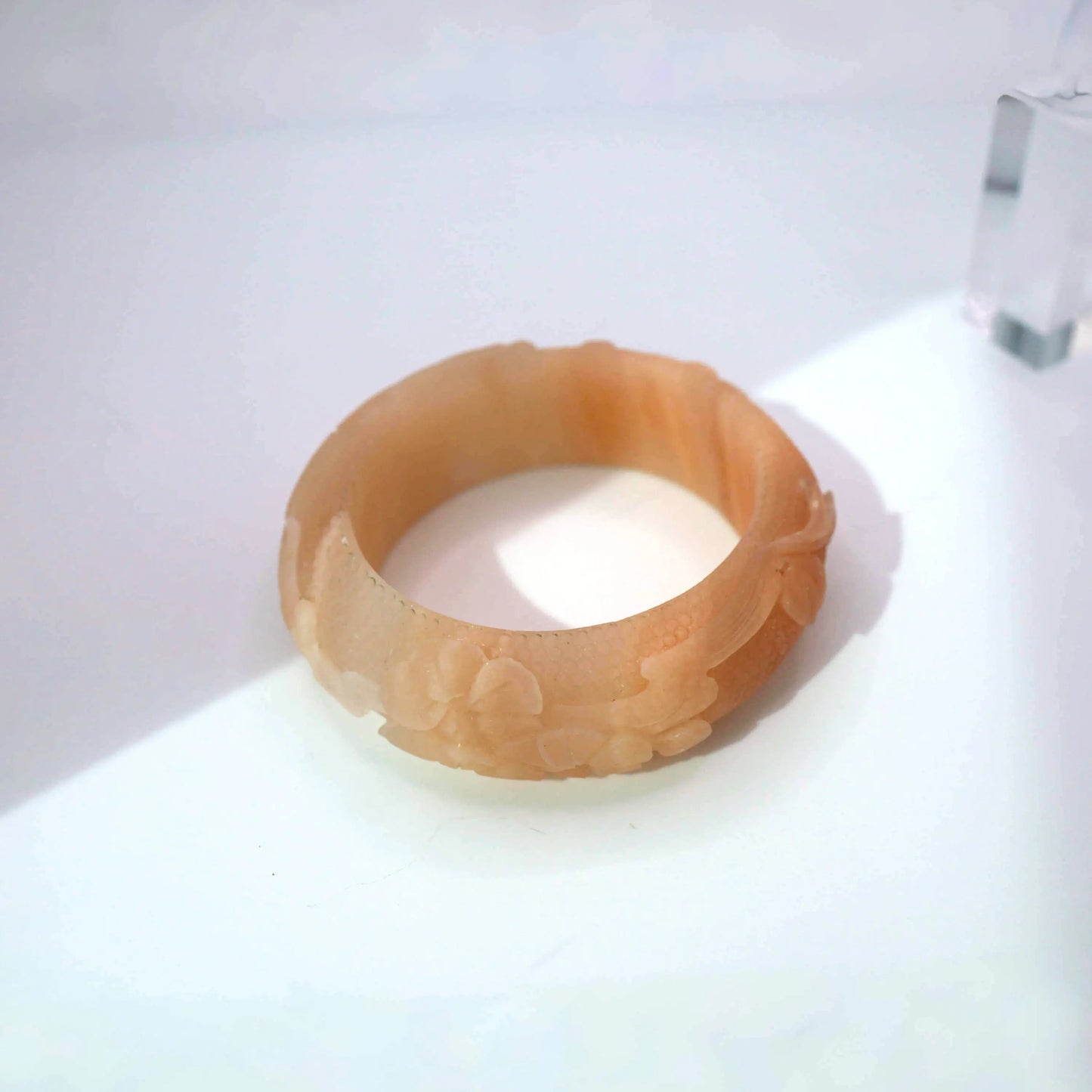 Lotus Leaf Jewelry – Hand-Carved Mongolian Jade Bangle in Peach Blush Miruzi