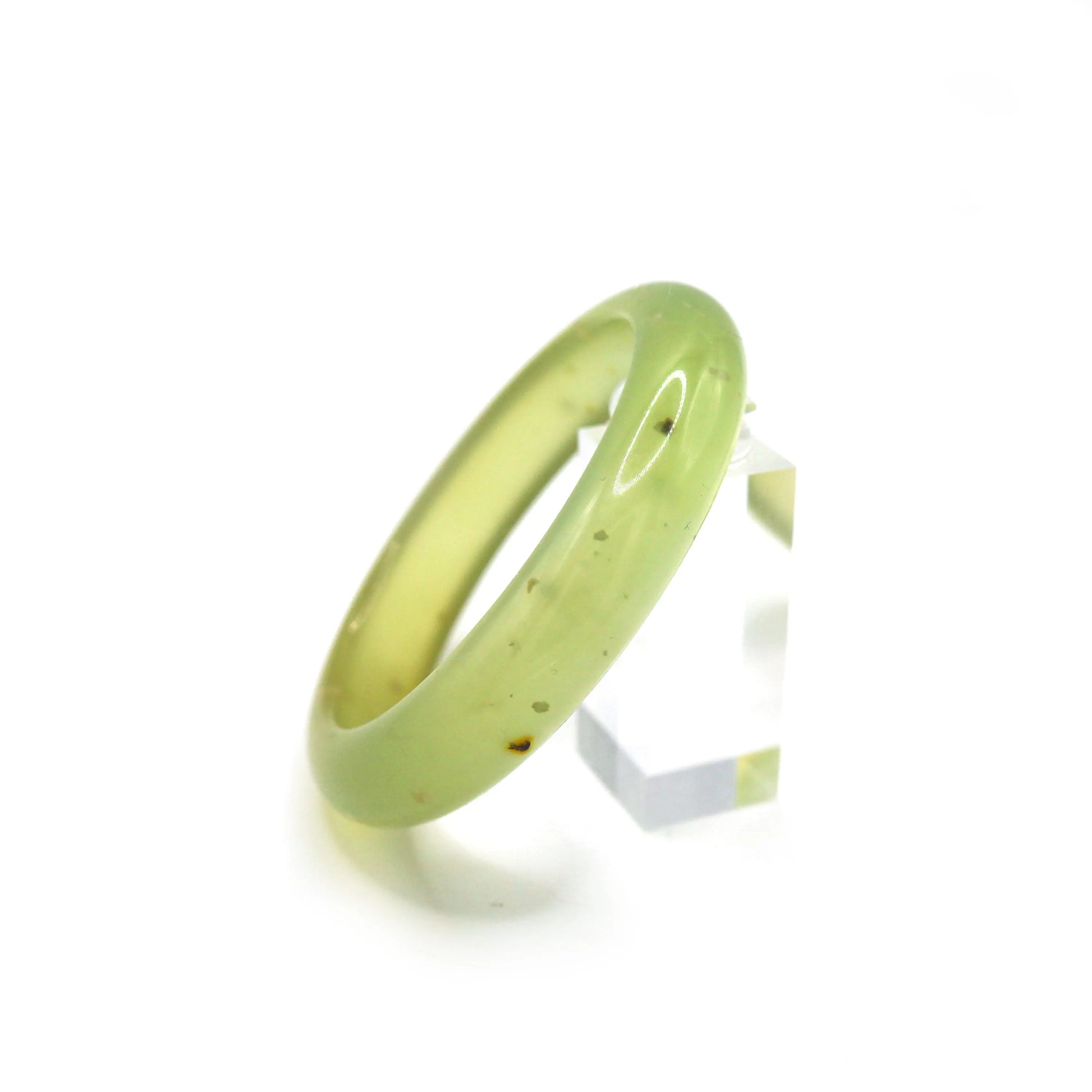 Yellow Green Jade Bangle – Translucent Bracelet with Osmanthus and Snowflake Veining Miruzi