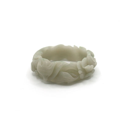 Pale green quartzite jade bangle featuring a sleeping fox on one side and a lush peony on the other, carved in deep relief – Miruzi
