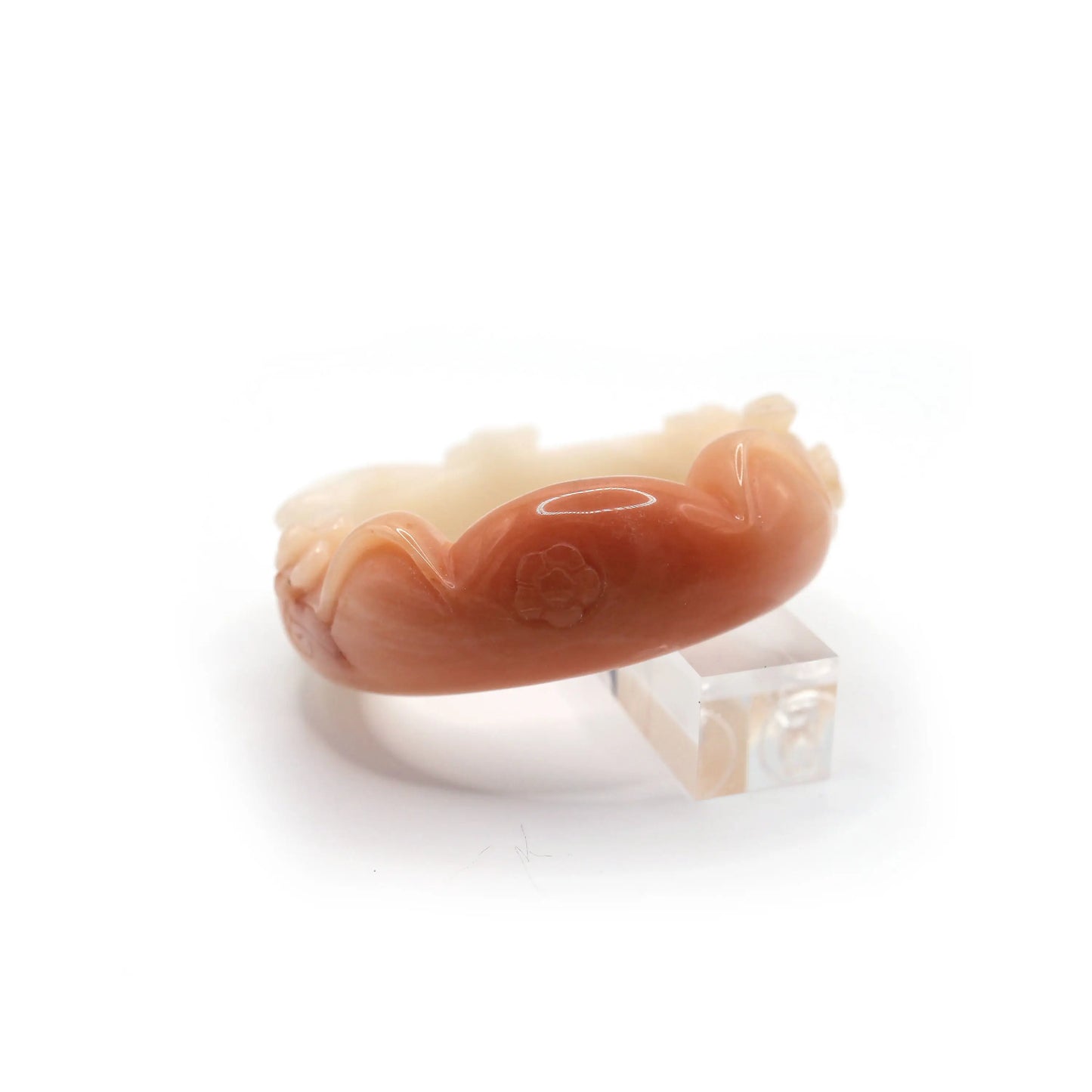 Polished jade bangle with raised cat features and blossoms, including a minor carving trace that preserves overall elegance – Miruzi