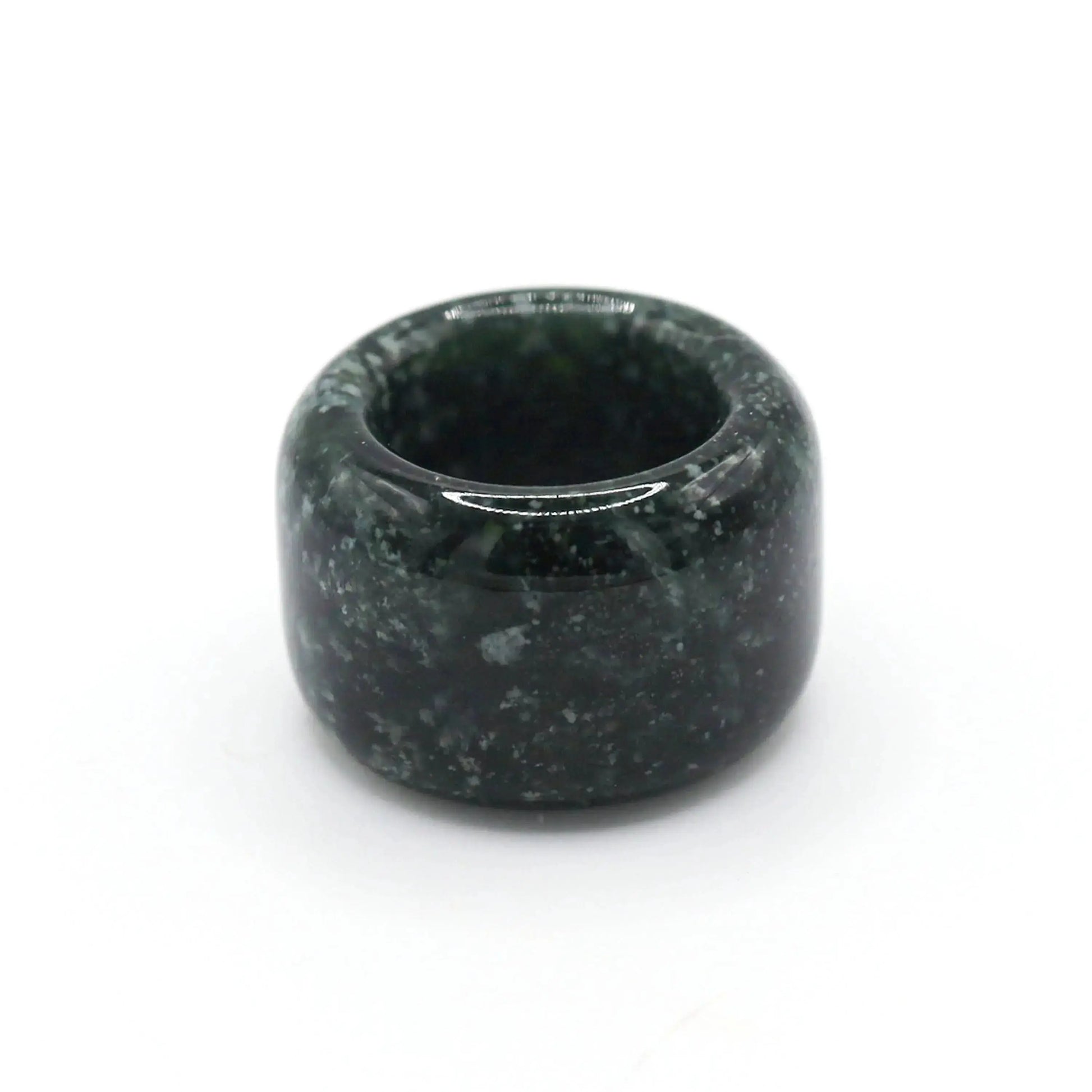 Green Minimalist Jade Ring – Glossed Serpentine Band in Earth Moss Miruzi