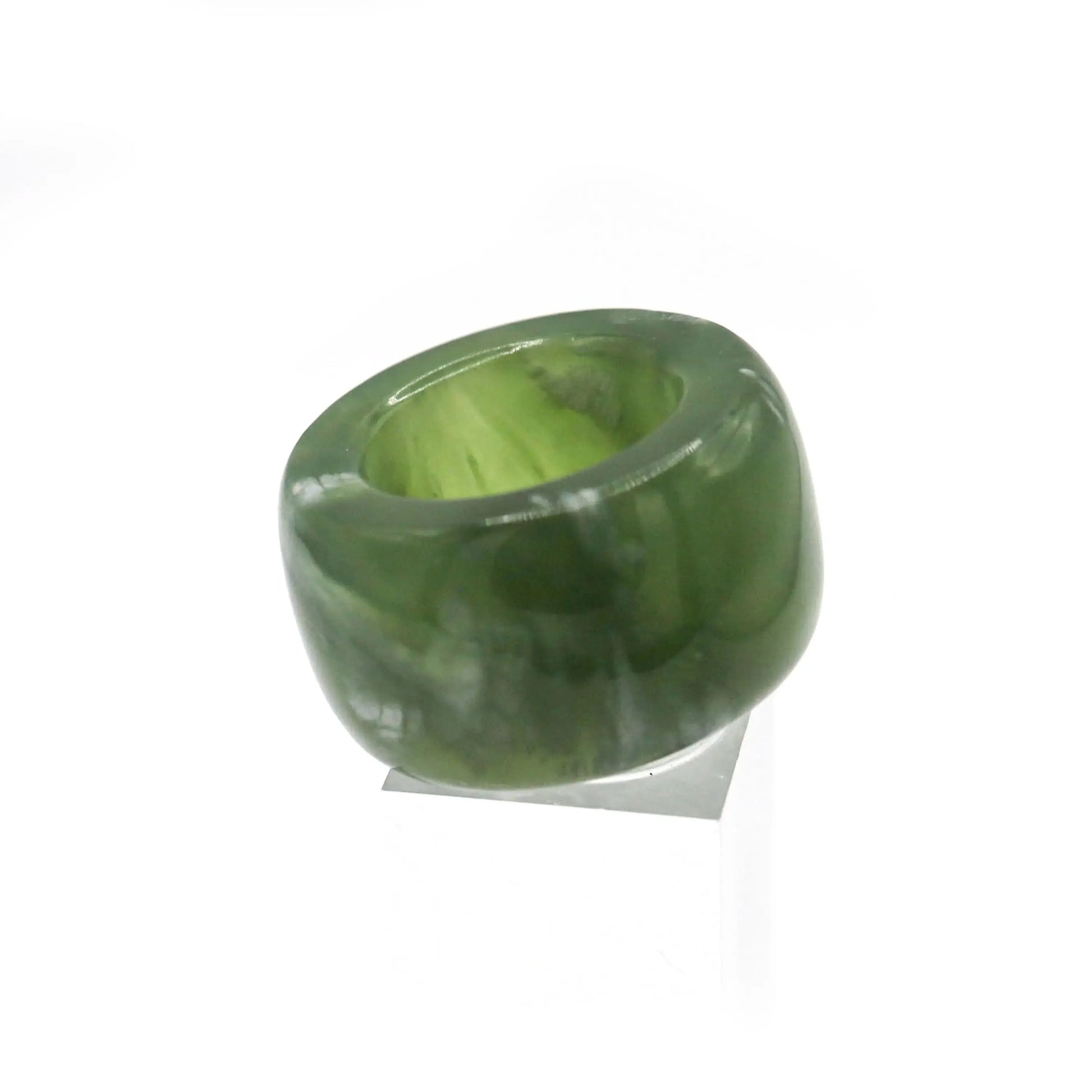 Green Minimalist Jade Ring – Glossed Serpentine Band in Earth Moss Miruzi