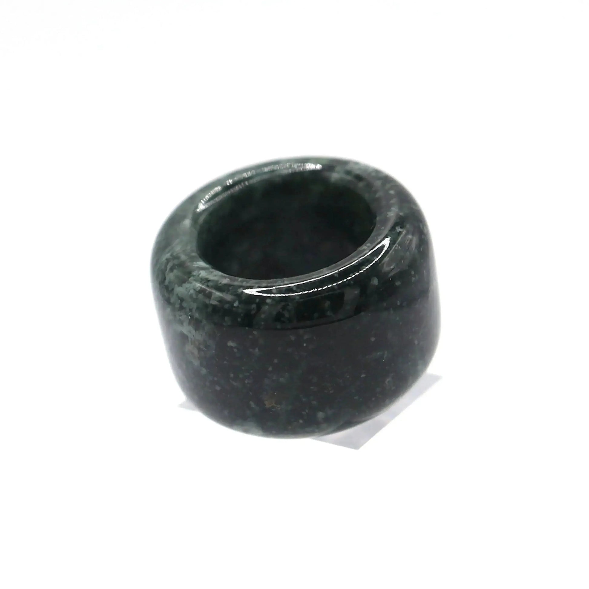 Green Minimalist Jade Ring – Glossed Serpentine Band in Earth Moss Miruzi