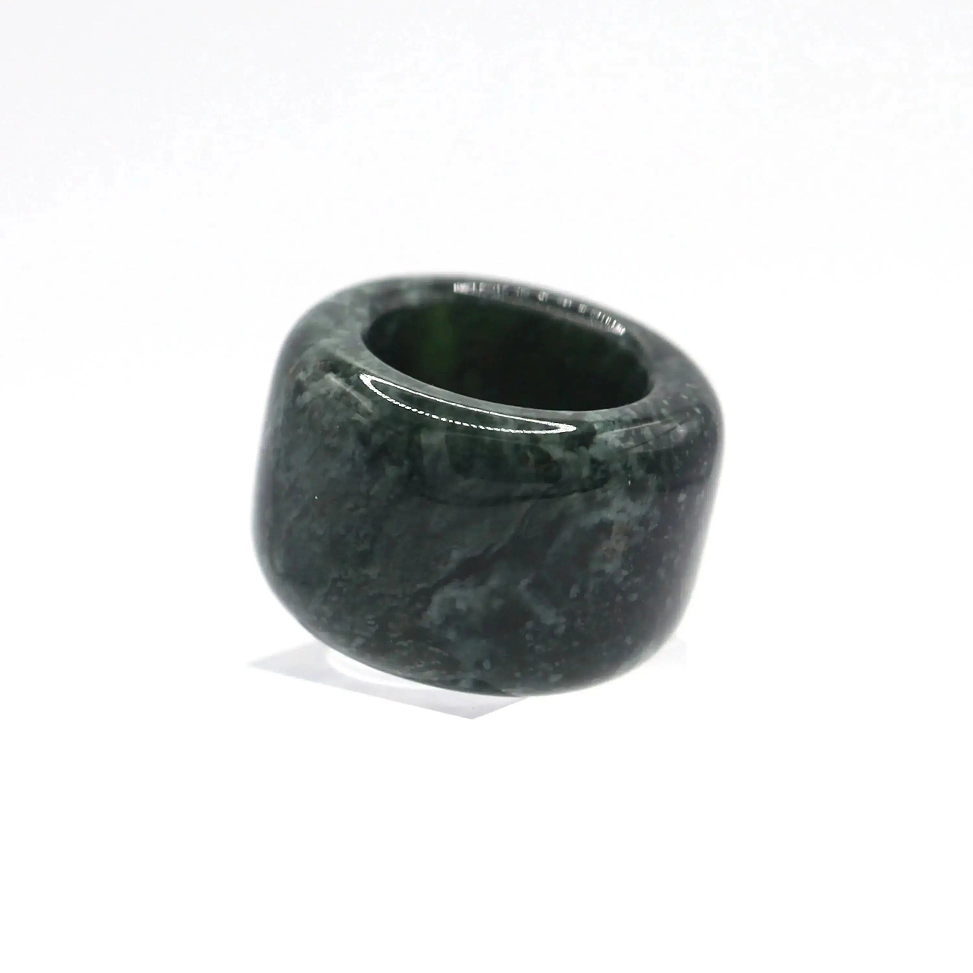 Green Minimalist Jade Ring – Glossed Serpentine Band in Earth Moss Miruzi