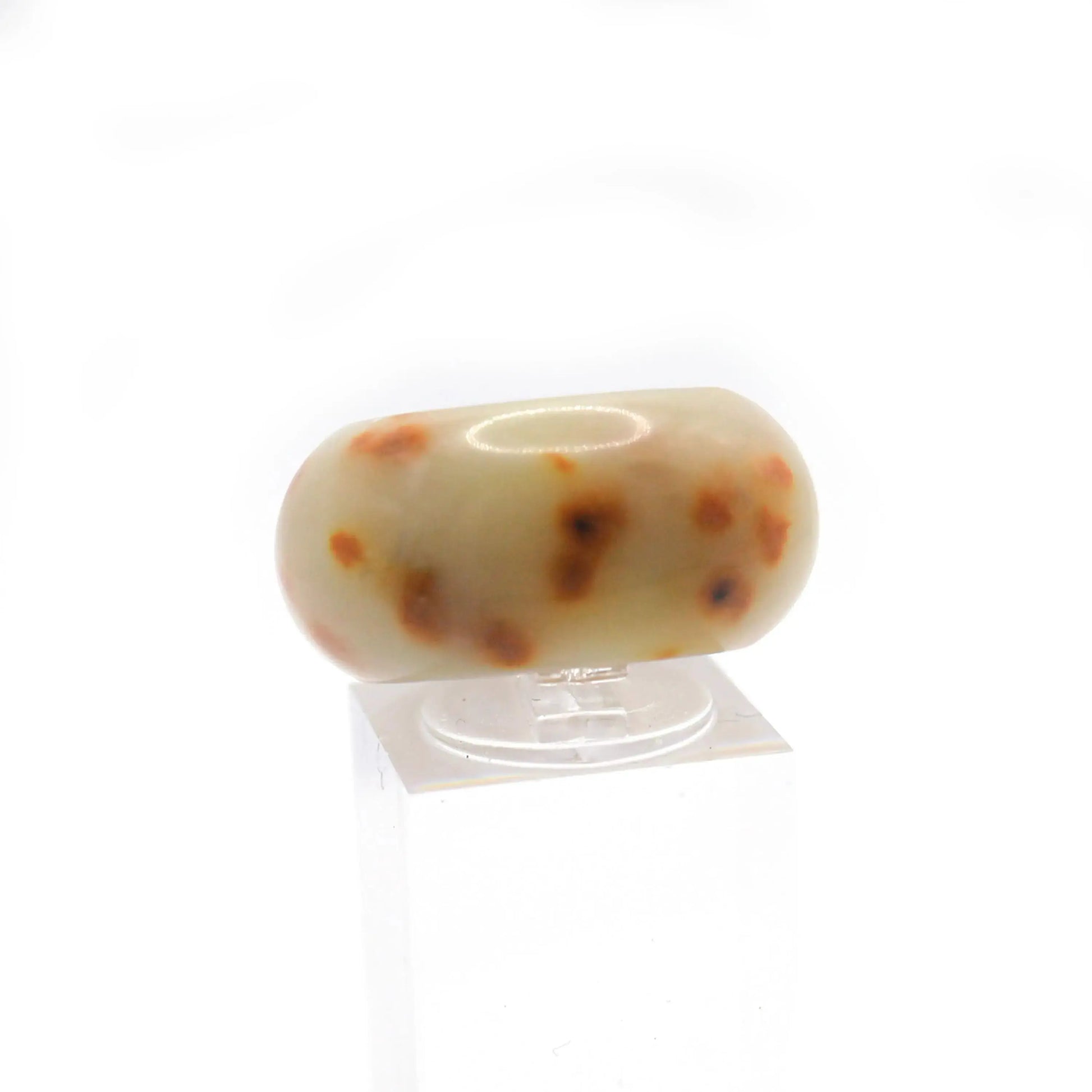 Rounded Solid Jade Ring – Ember Dot in Beige Serpentine Miruzi