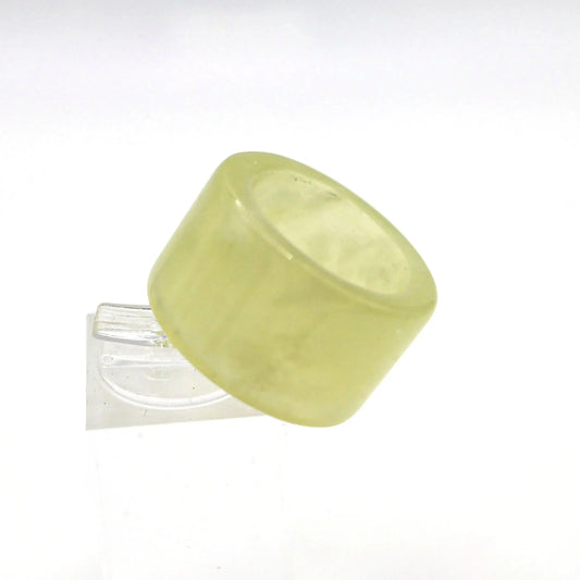 Minimalist Yellow Jade Ring – Polished Serpentine Band in Translucent Sunlight Tone Miruzi