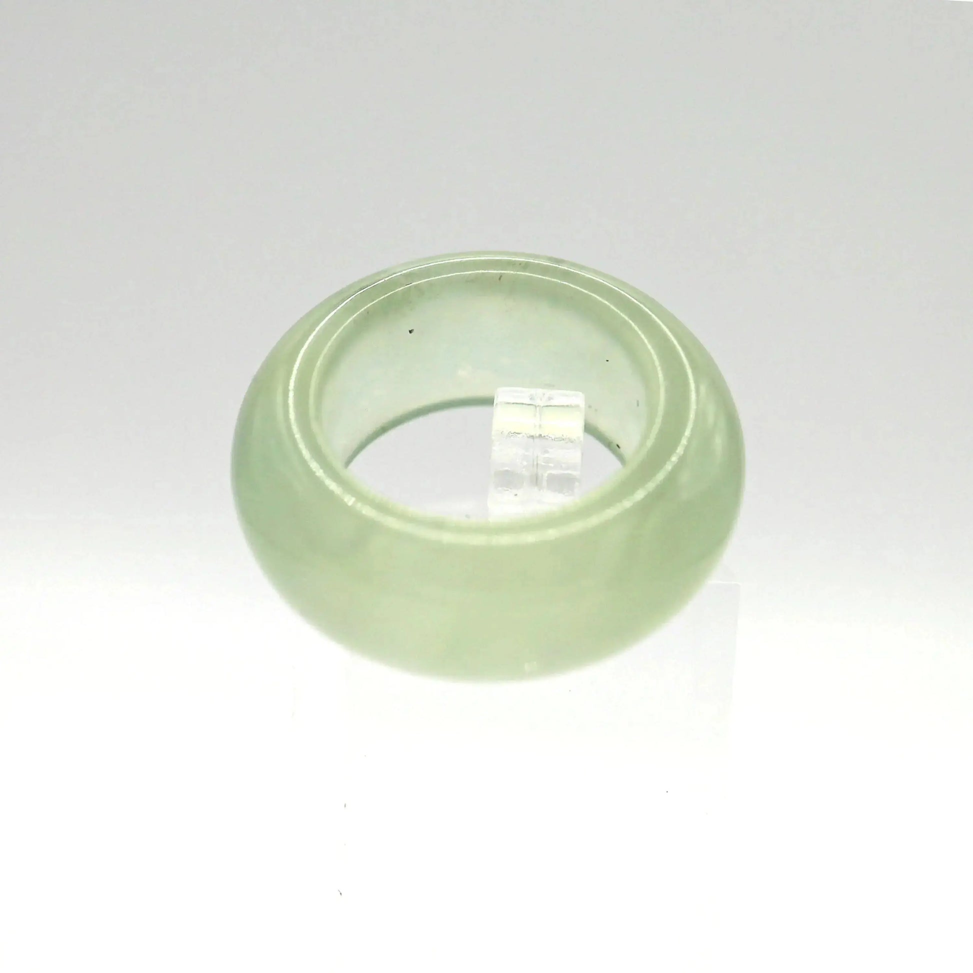 Minimalist Yellow Jade Ring – Polished Serpentine Band in Translucent Sunlight Tone Miruzi