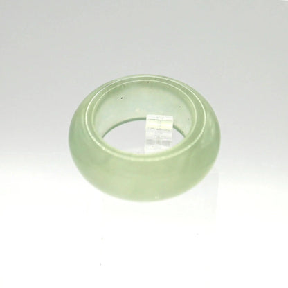 Minimalist Yellow Jade Ring – Polished Serpentine Band in Translucent Sunlight Tone Miruzi