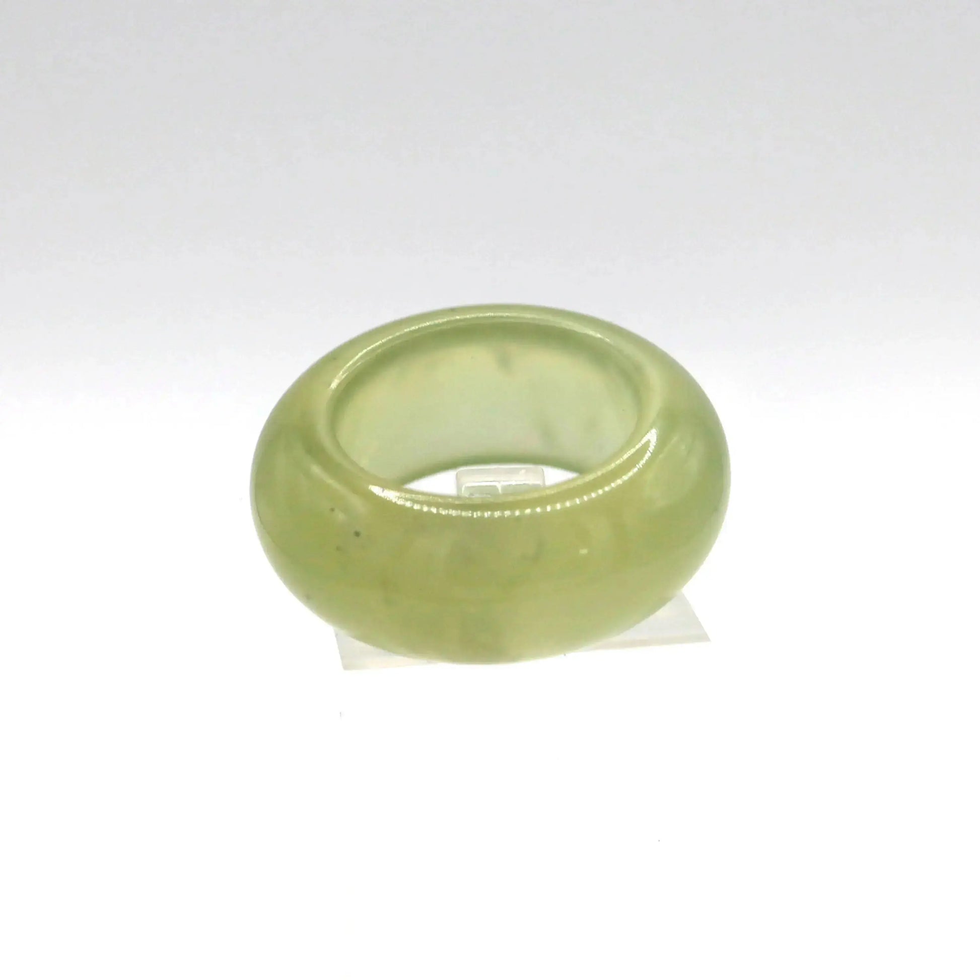 Minimalist Yellow Jade Ring – Polished Serpentine Band in Translucent Sunlight Tone Miruzi