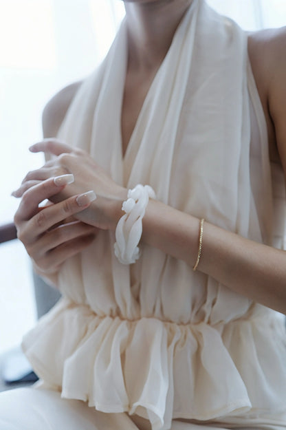 Lily of the Valley Bracelet – White Jade Openwork Bangle with Floral Vine Carving Miruzi