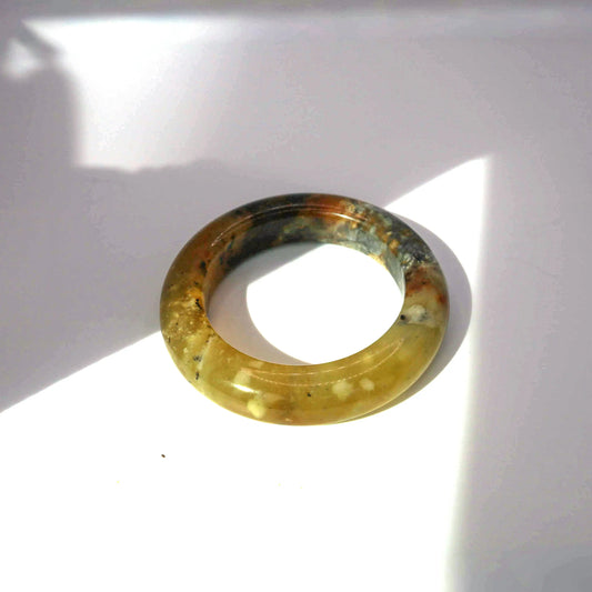 dual-tone-yellow-jade-bangle
