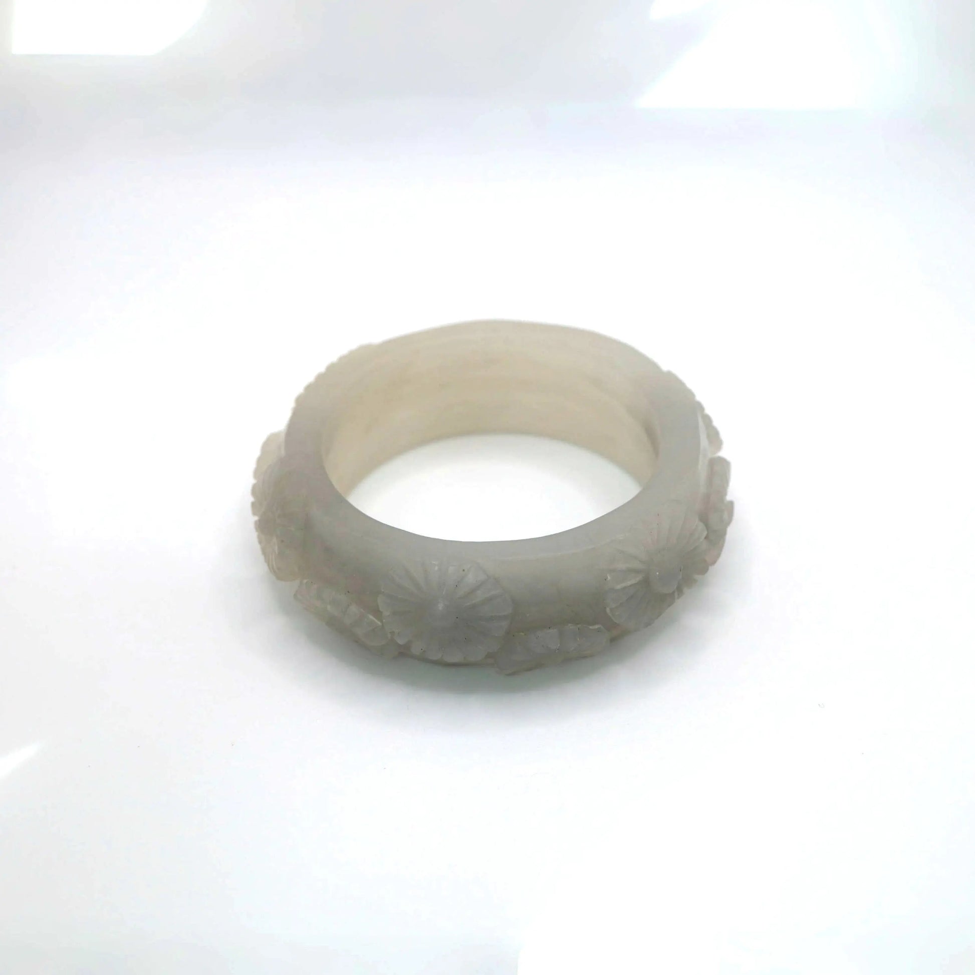 Daisy Bracelet – Carved Mongolian Jade Bangle in Smoky White and Charcoal Tones Miruzi