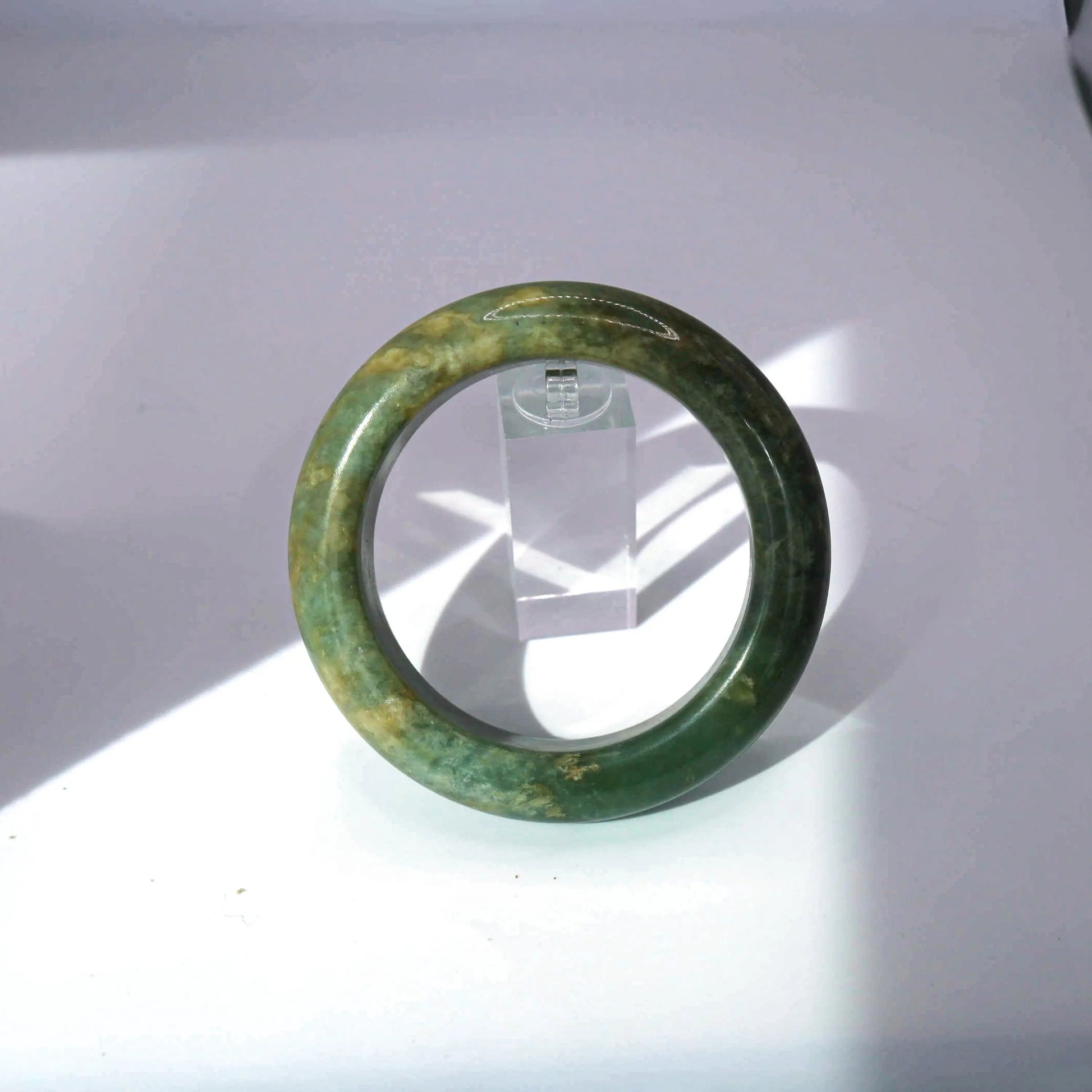 Yellow Green Jade Bangle – Natural-Patterned Full Round Bracelet in Mongolian Stone Miruzi