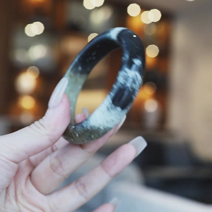 Ink Jade Stone Bangle – Snow Cotton Pattern in Black, White & Ice-Translucent Mongolian Jade