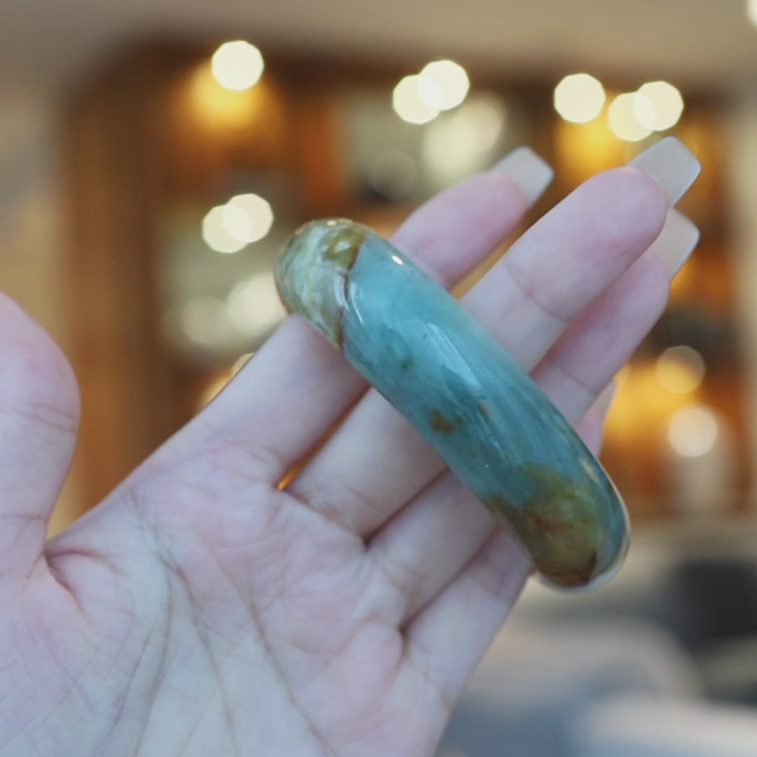 Blue Jade Bracelet – Oceanic Blue Stone with Golden and White Veining